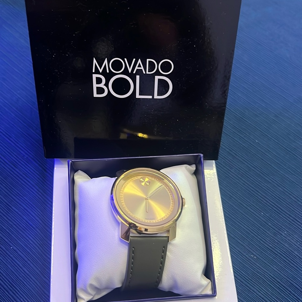 Beautiful Movado watch brand new🤗